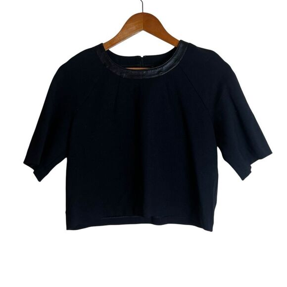 Banana republic black cropped shirt with faux leather trim - Picture 1 of 7